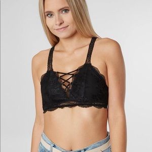 Floral lace Velvet Lace up stretch Bralette Daytrip from Buckle Large NWT